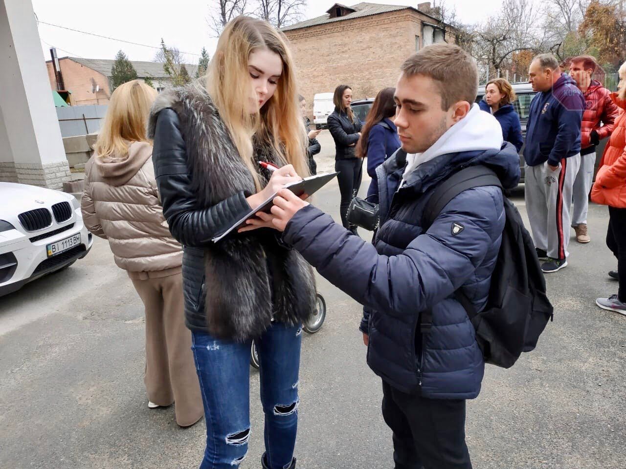  10 сімей можуть залишитись без даху над головою Фото: СтопКор