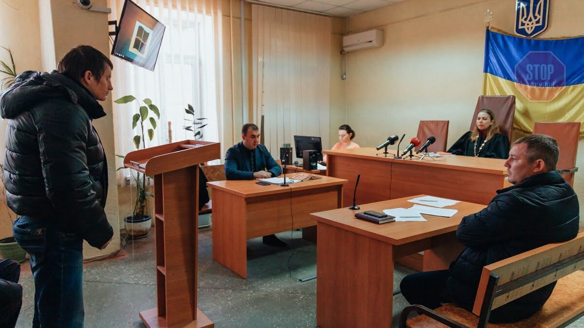 У Дніпрі чоловіка, який нападав та бив жінок, відправили в психіатричну лікарню (фото)