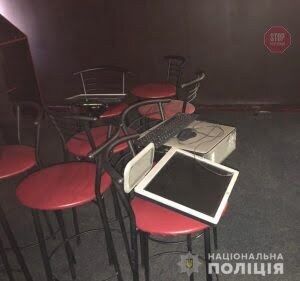 Лотомаркети поза законом: у Василькові поліція ліквідувала незаконний гральний заклад (фото)