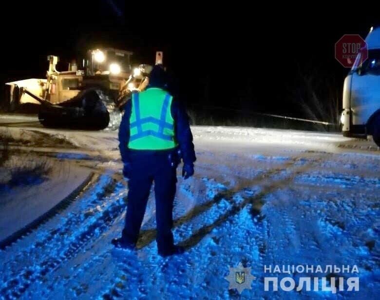 17 ДТП за минулу добу: на Дніпропетровщині поліція допомагає водіям вантажівок (фото)
