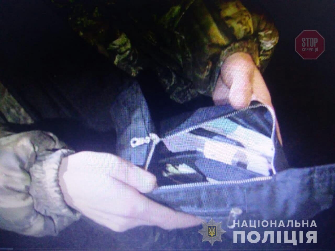 На Вінниччині чоловік з бейсбольною битою оглушив і пограбував листоношу (фото)