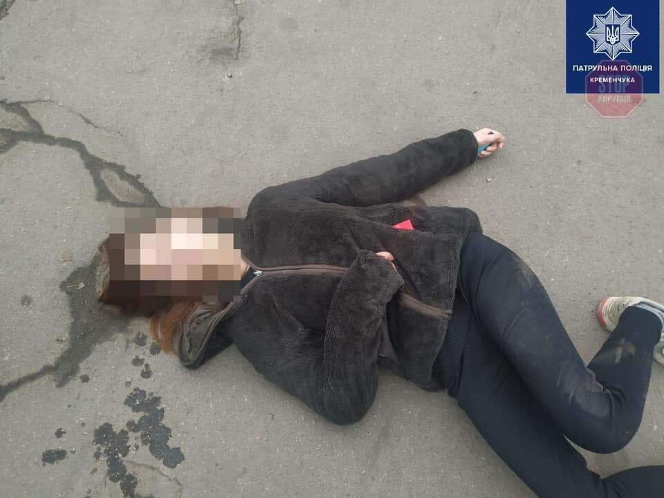 На Полтавщині діти напилися до втрати свідомості: дівчатка в лікарні (фото)