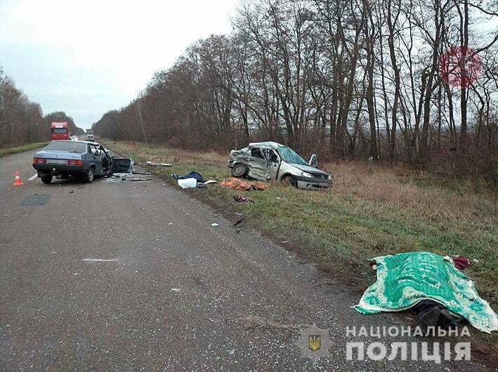 На Чернігівщині сталося смертельне ДТП: подробиці (фото, відео 18+)