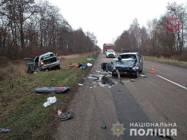 На Чернігівщині сталося смертельне ДТП: подробиці (фото, відео 18+)