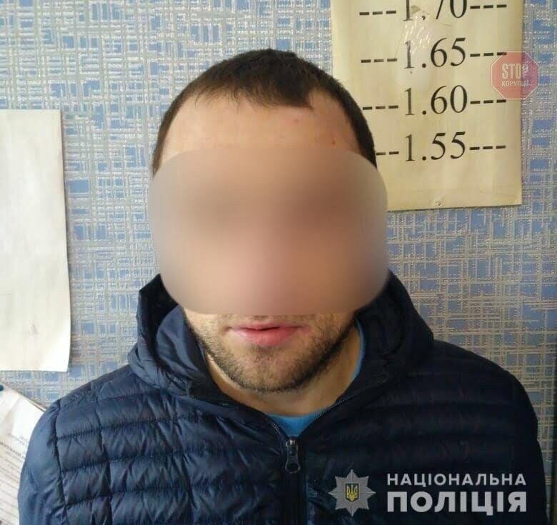 На Дніпропетровщині кіберзлочинець вкрав з карток громадян понад мільйон гривень (фото)