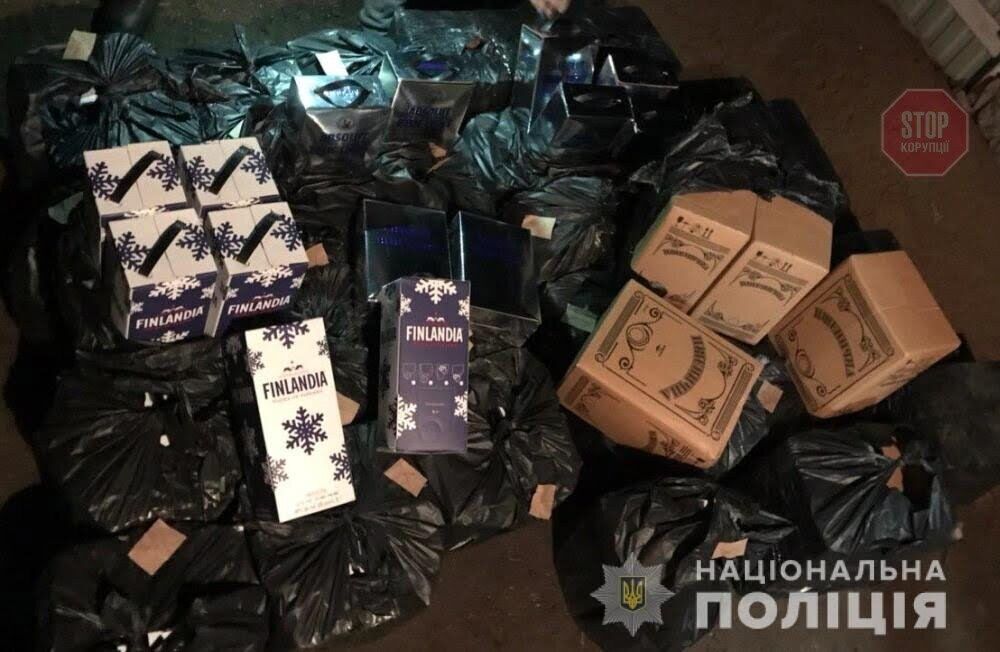 На Одещині правоохоронці виявили виробництво підробленого алкоголю (фото)