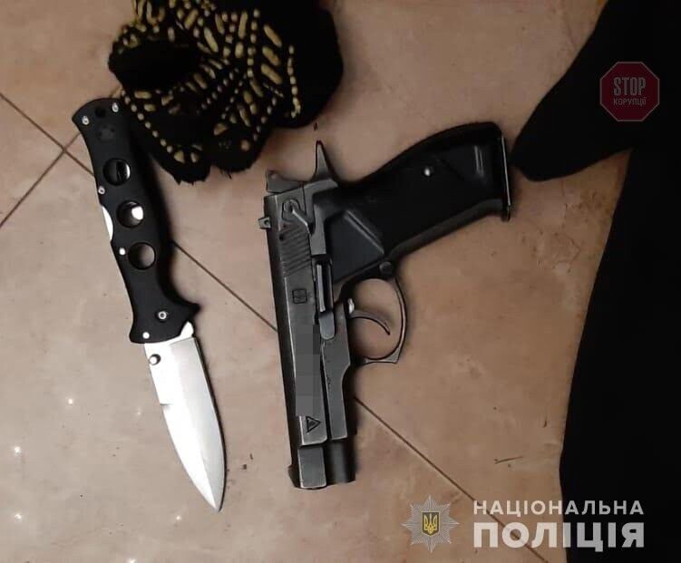 На Київщині під час чергового нападу на підприємця правоохоронці затримали злодіїв (фото)