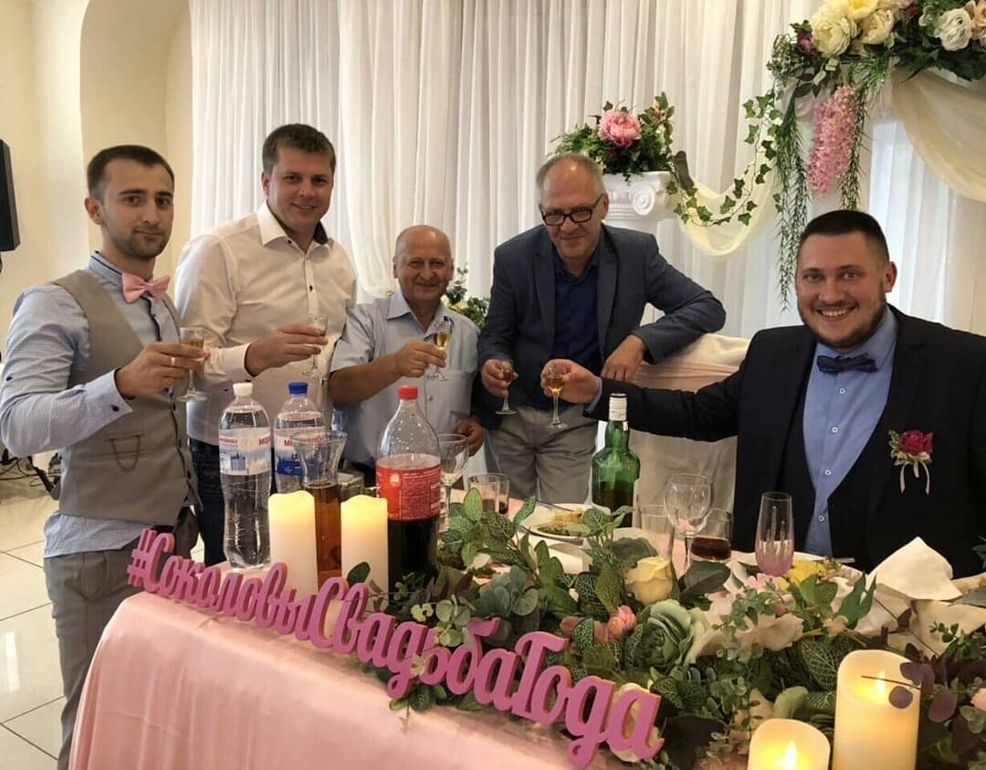 Сумнівний ''Досвід'' – окружний виборчком на Донеччині контролюють люди Медведчука?