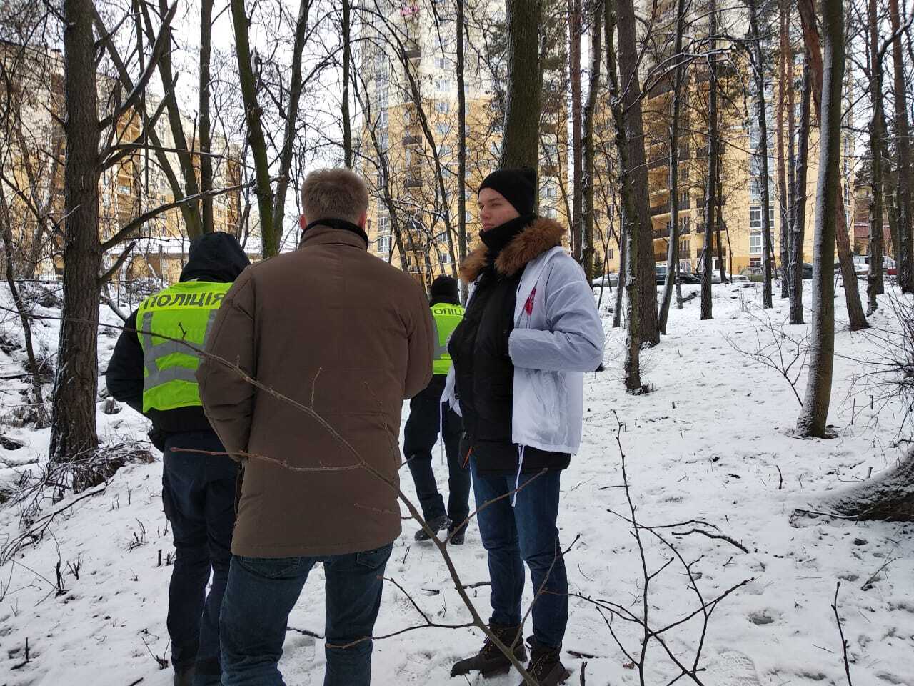 Ліс чи туалет? – Журналісти з'ясували, куди йдуть каналізаційні відходи одного з ЖК на Київщині