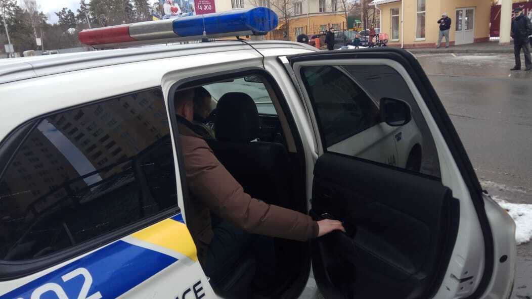 Ліс чи туалет? – Журналісти з'ясували, куди йдуть каналізаційні відходи одного з ЖК на Київщині