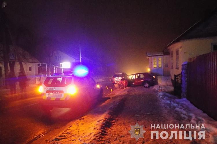 На Тернопільщині п'яний водій збив двох жителів міста й поліцейського