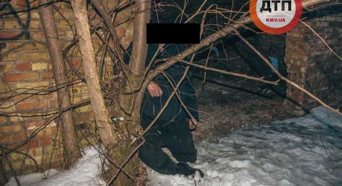 ''Мені так холодно. Хочу до тебе'', – у Києві хлопець залишив передсмертну записку та вчинив самогубство