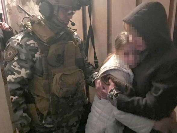 У Дніпрі затримали чоловіка, який викрав 12-річну дівчинку