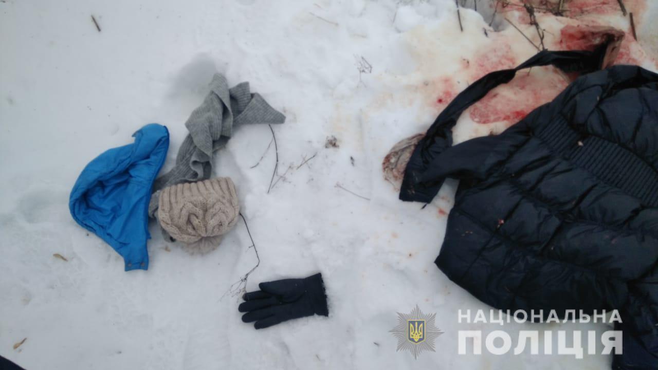 Відкрита черепно-мозкова травма та переломи щелеп – на Харківщині чоловік ледь не вбив вагітну жінку