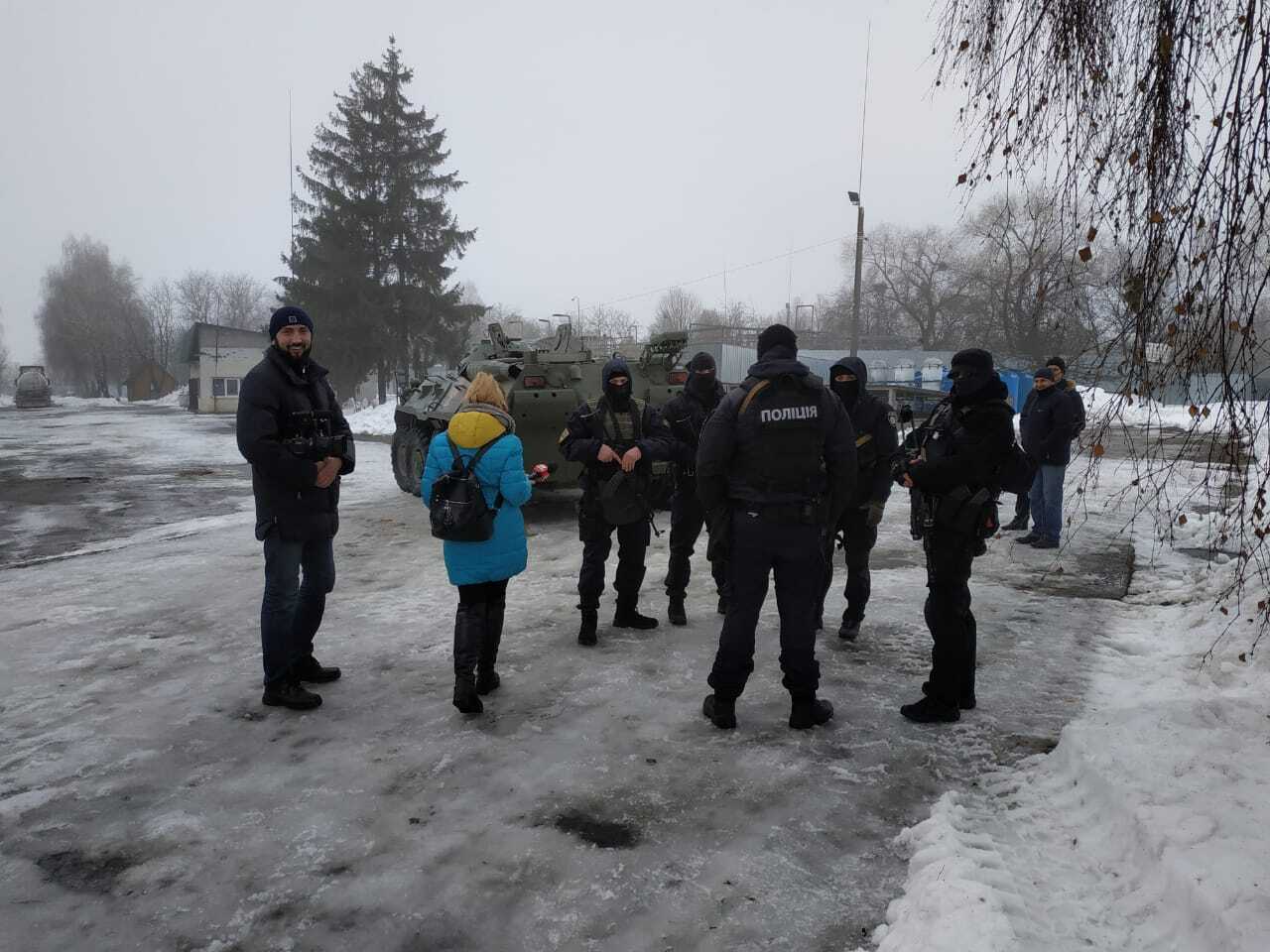 В Ічні знову неспокійно: директор місцевого підприємства – в реанімації, у журналістки «СтопКору» опіки обличчя