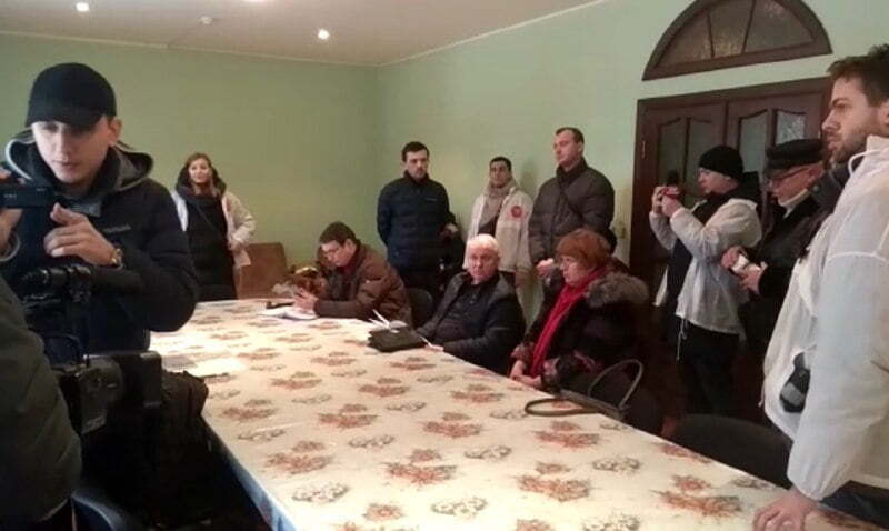 У Вишгороді представники ГПУ та СБУ проводять обшуки в будівельній компанії