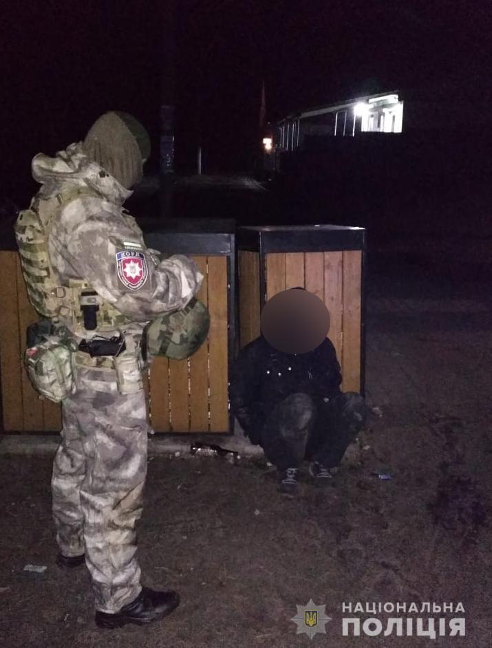 На Волині група чоловіків викрала з банкомата півмільйона гривень