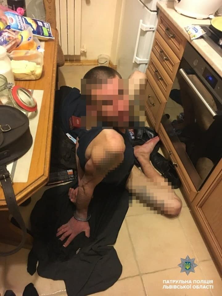 На Львівщині зловмисник прийняв душ під час грабежу: господарі були вдома