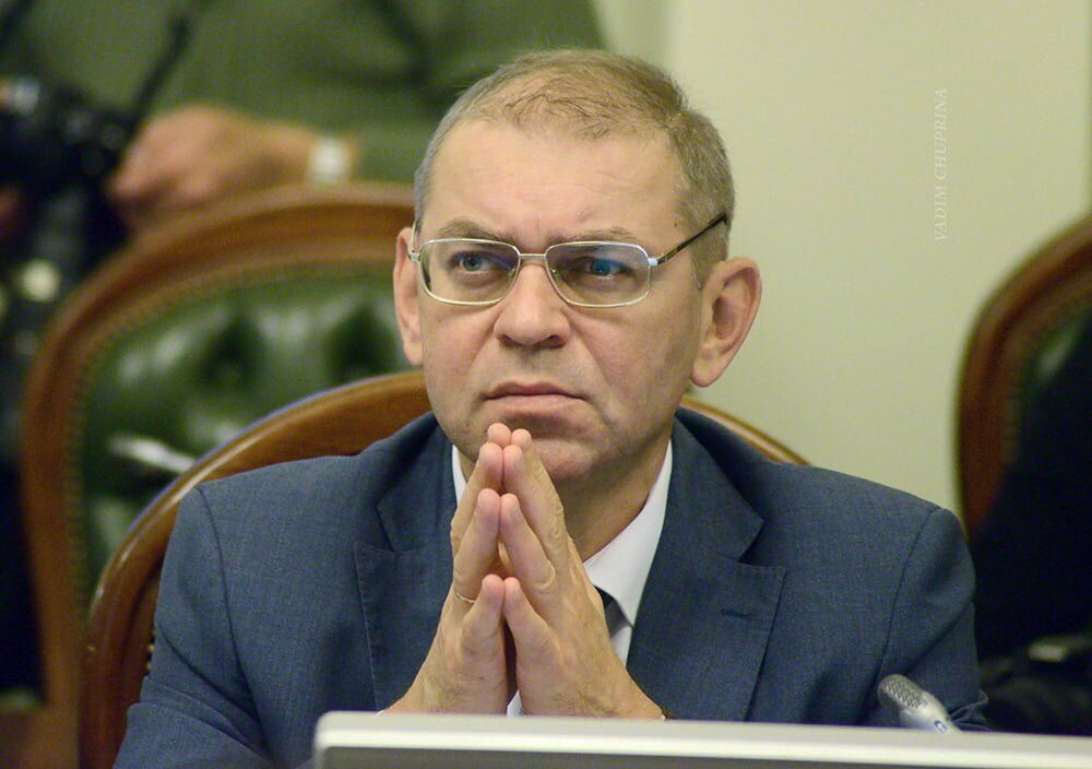 Кликав Господа та поминав нечисть – чого злякався народний депутат? (ВІДЕО)