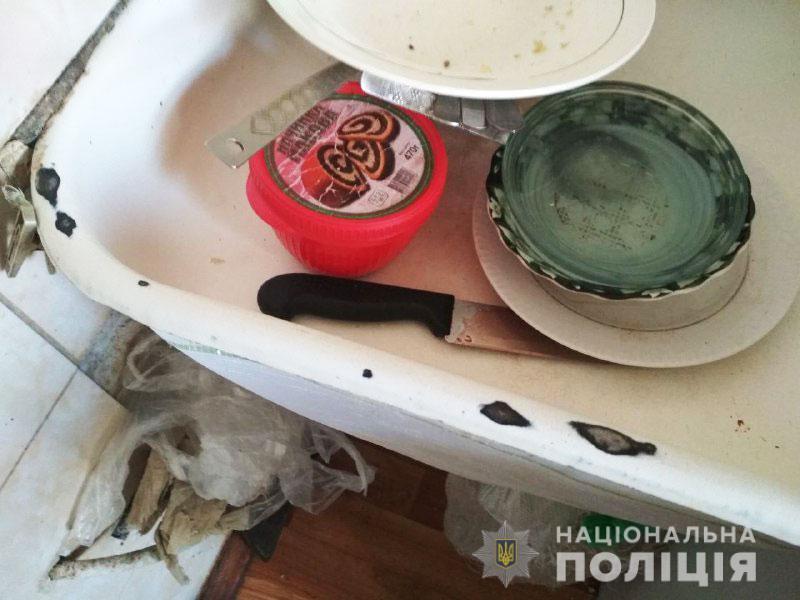 Перерізала горло й забула про це – у Рівному 21-річна жінка вбила свою дитину