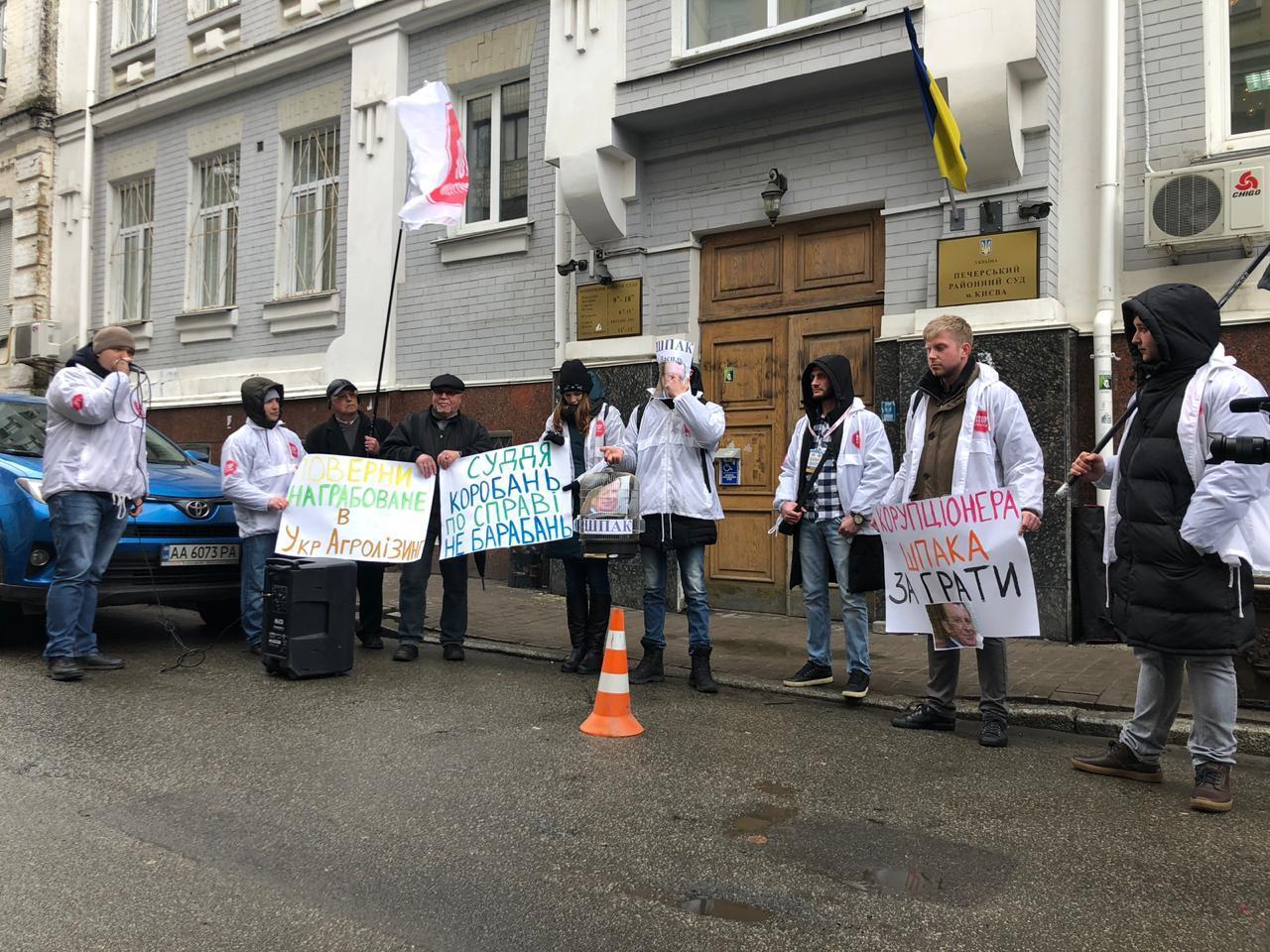 Політ над гніздом Шпака – корупціонер знову пролетів