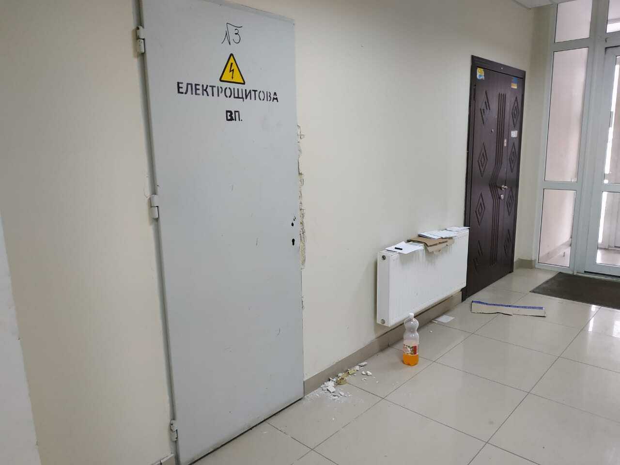 Пішли на рекорд – обшук підприємства податківцями тривав понад 30 годин, адвокати назвали це катуванням