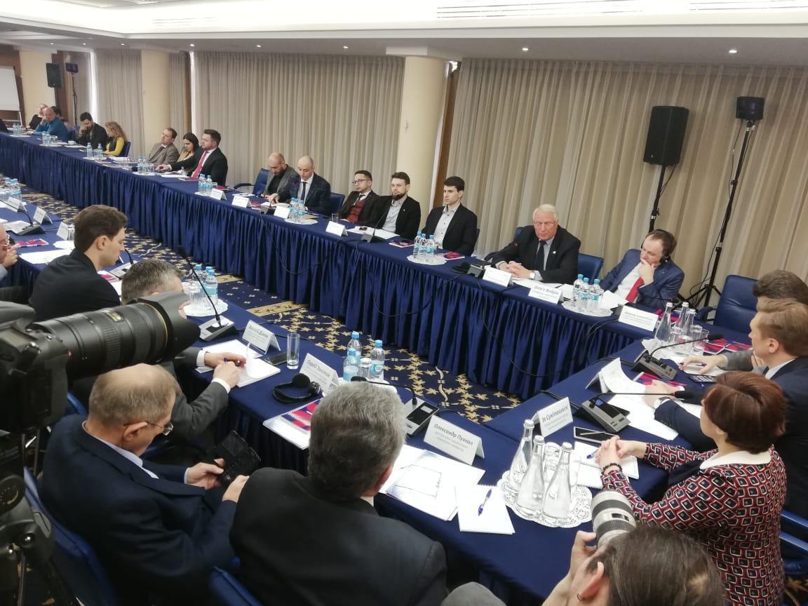 ''Парамілітарні та екстремістські рухи – основна загроза чесним виборам президента України'', – Роман Бочкала