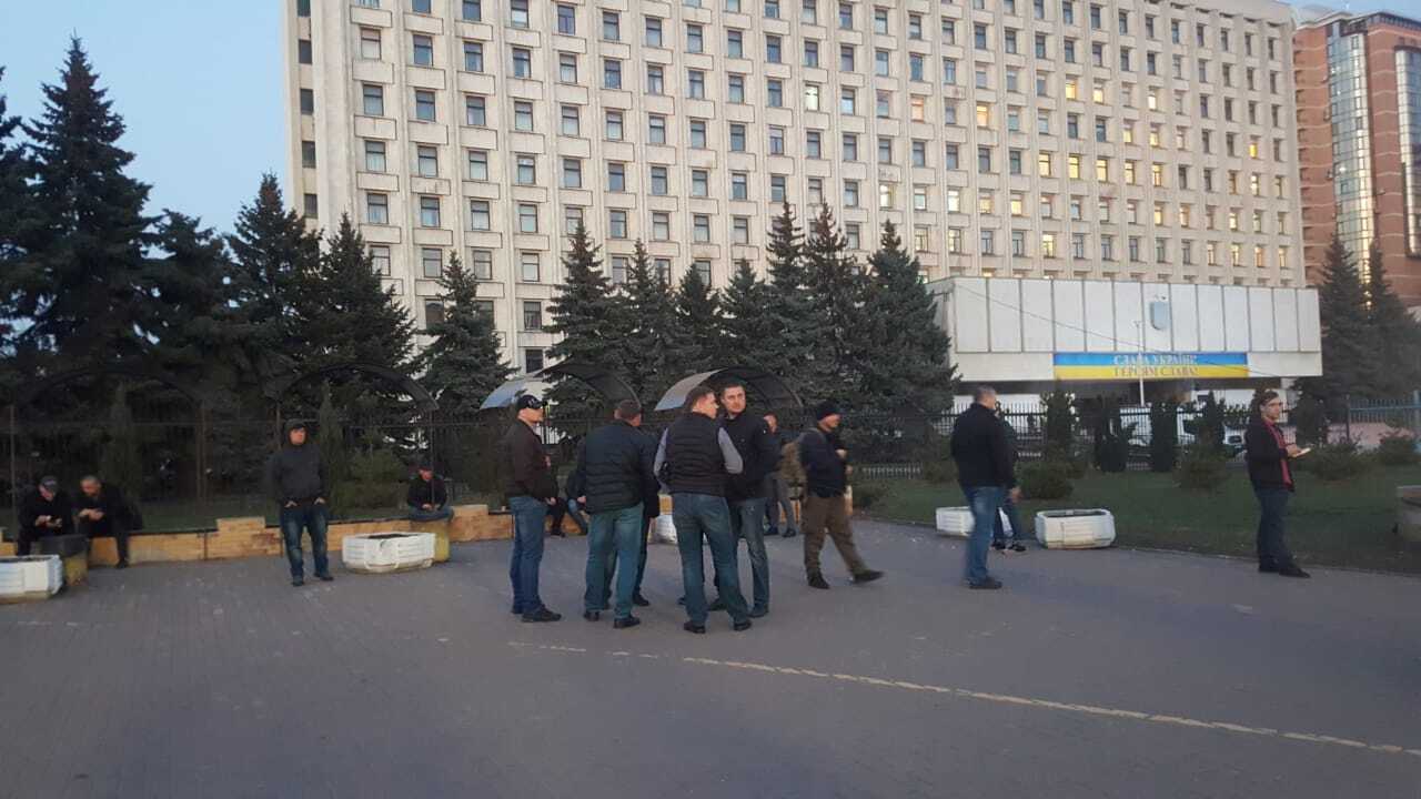 Переночувати під ЦВК за 700 гривень