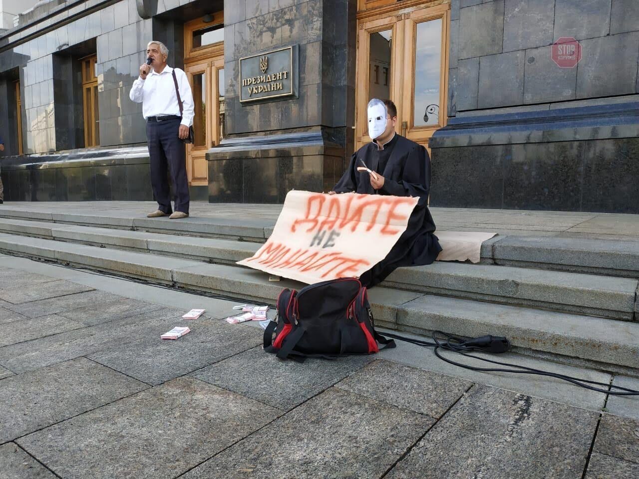 Під АП Зеленського горять фаєри: вимагають звільнити скандального одеського суддю Чванкіна