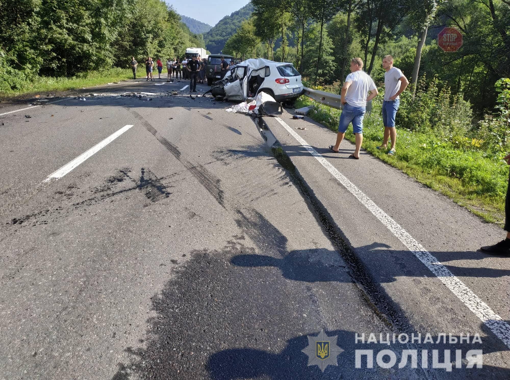 На Закарпатті у ДТП загинуло троє людей (ФОТО)