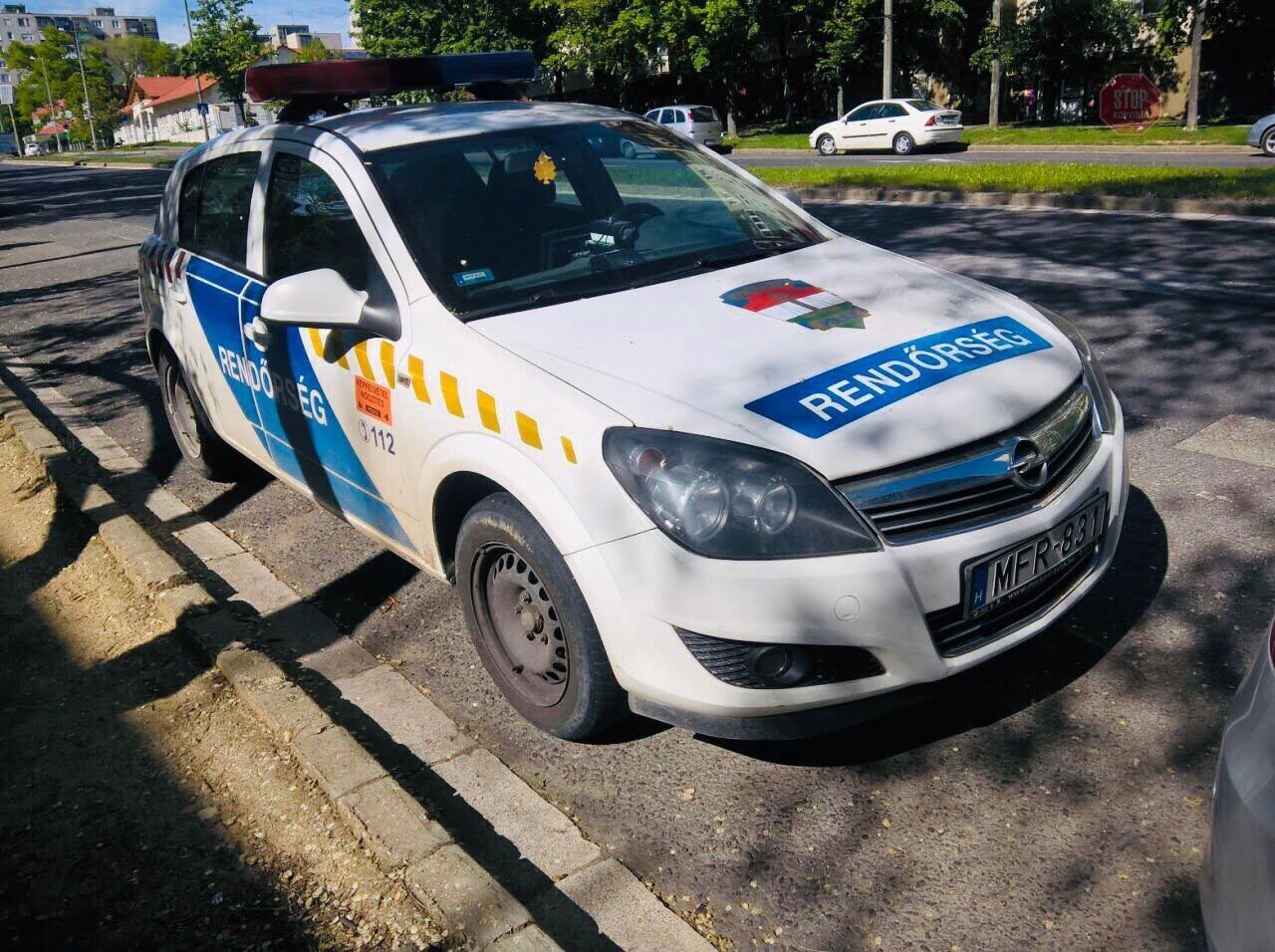  Поліцейське авто стояло біля відділку Фото: Віктор Палас, СтопКор