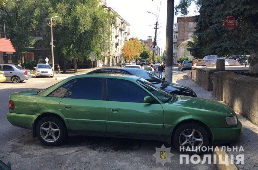 У Дніпрі молода жінка зламала гараж і викрала автомобіль (ФОТО)