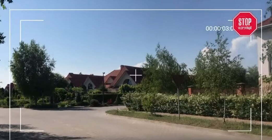 Елітне котеджне містечко поблизу Одеси, де живе один із учасників схеми