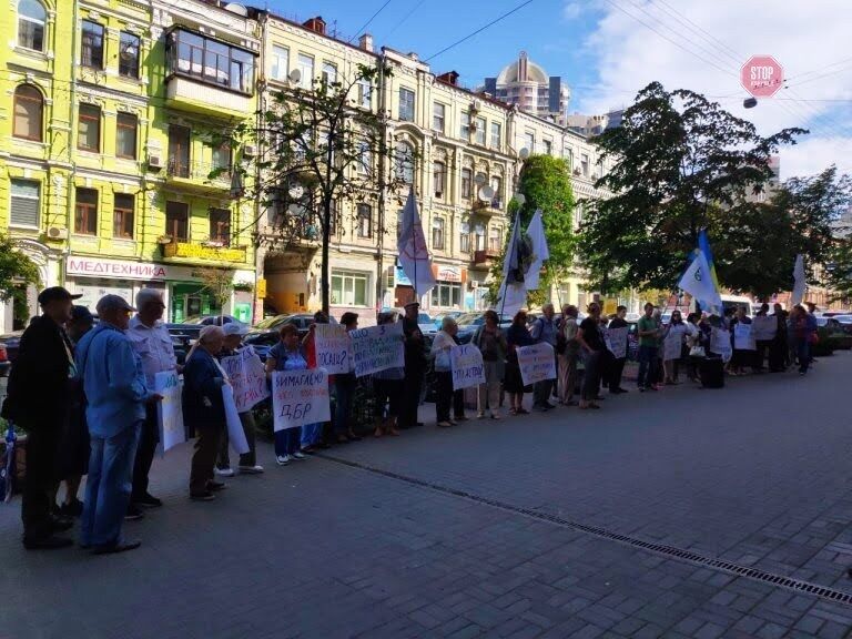 Мітингарі вимагають покарання для викрадачів підприємця Кирила Суворова