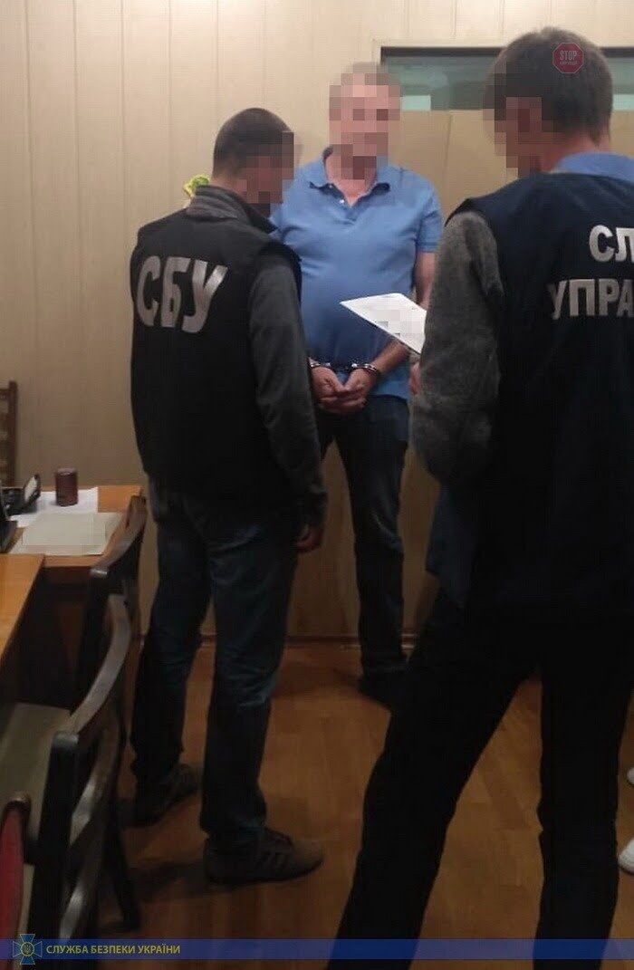 На Миколаївщині голову громадської організації викрили на вимаганні грошей (фото)
