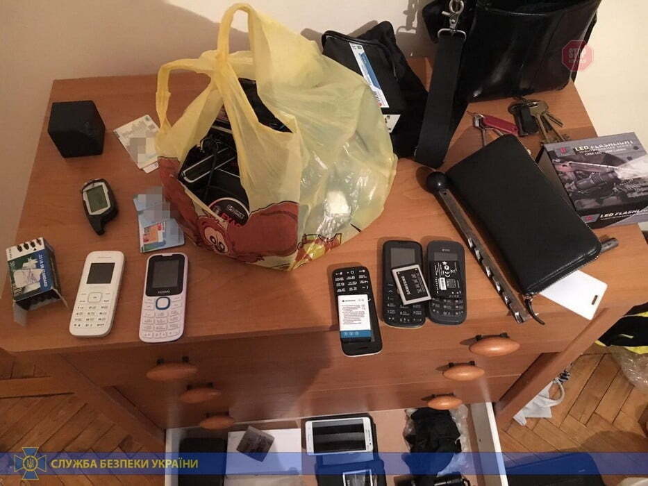 Викрадали елітні авто по всій території України: СБУ ліквідувала злочинне угруповання (фото)