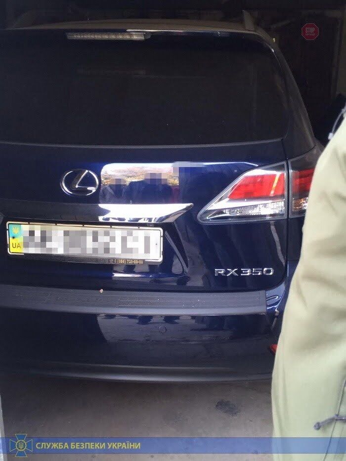 Викрадали елітні авто по всій території України: СБУ ліквідувала злочинне угруповання (фото)