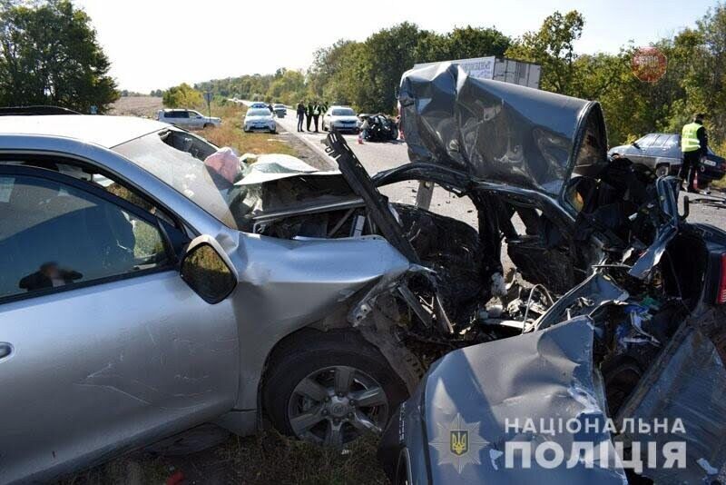 Жахлива ДТП поблизу Слов'янська: загинуло троє людей, серед яких шестирічна дівчинка (фото)