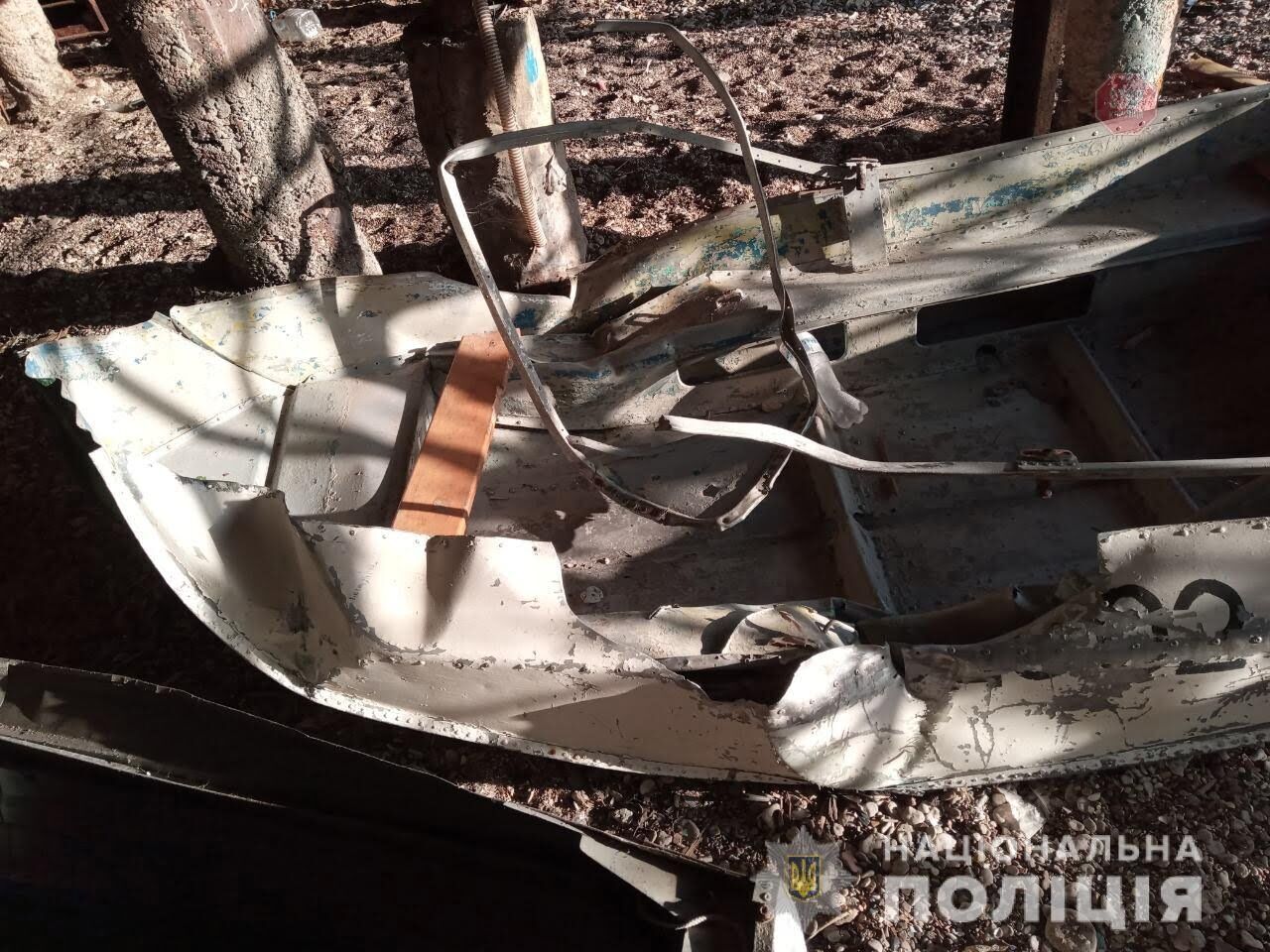 На Одещині яхта переїхала човен з двома людьми на борту (фото)