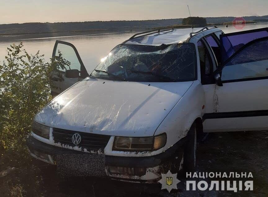 Рибалили, а потім випивали: на Київщині чоловік потонув у своєму автомобілі (фото)