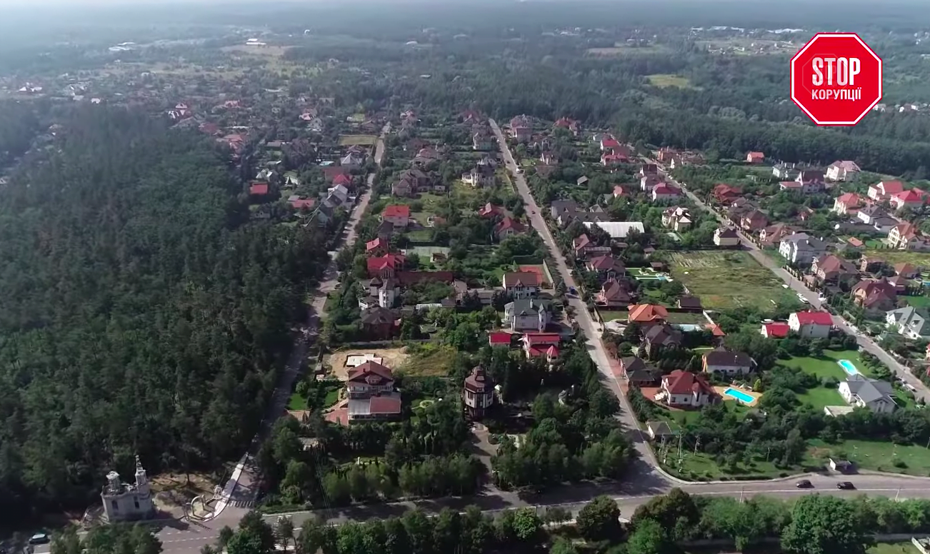 Котеджне містечко у Віта-Поштовій на Київщині Фото: скріншот