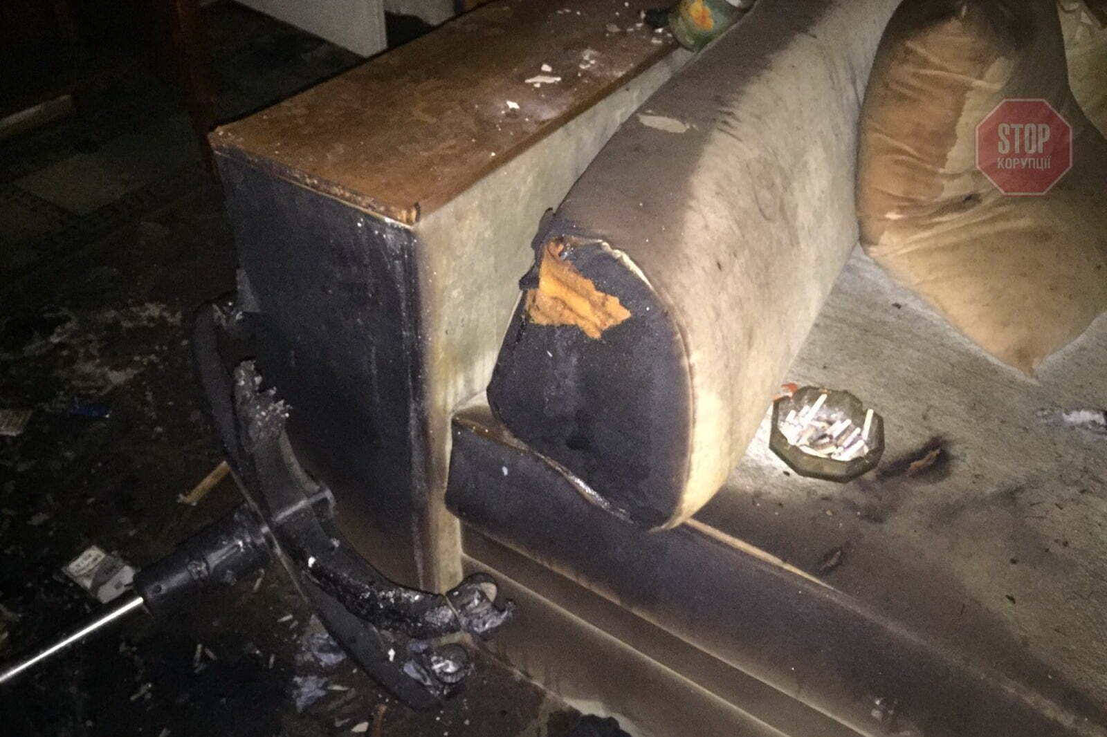 У Харкові на пожежі у багатоповерхівці знайшли тіло чоловіка (фото)