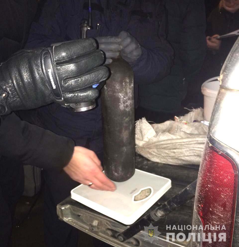 У Рівному правоохоронці затримали чоловіка за збут ртуті в особливо великих розмірах