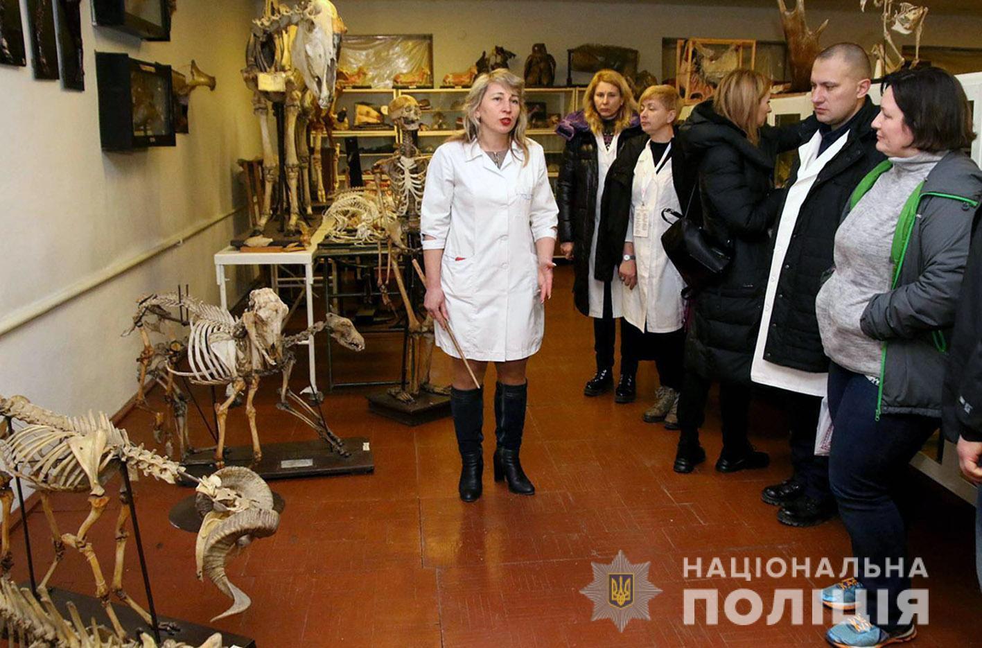 На Хмельниччині розпочалися перші міжвідомчі збори спеціалістів-кінологів з органів державної влади сектору безпеки