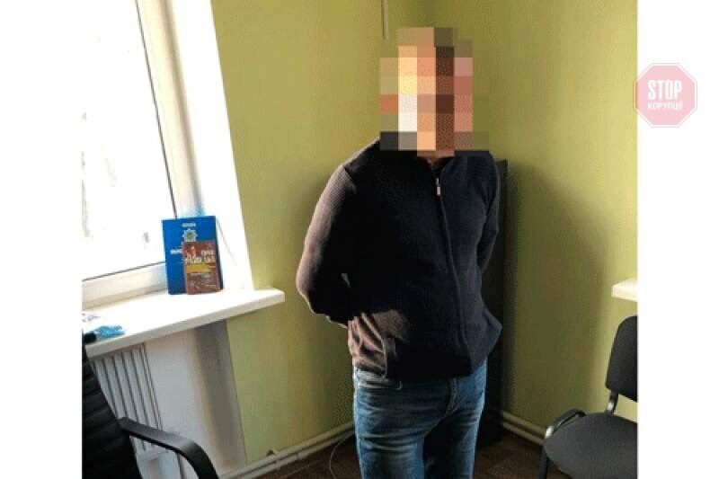 На Житомирщині начальника кримінальної поліції викрито на хабарі