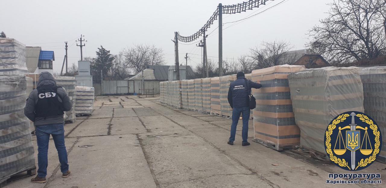 На Харківщині вилучили понад 4500 пляшок контрафактного алкоголю