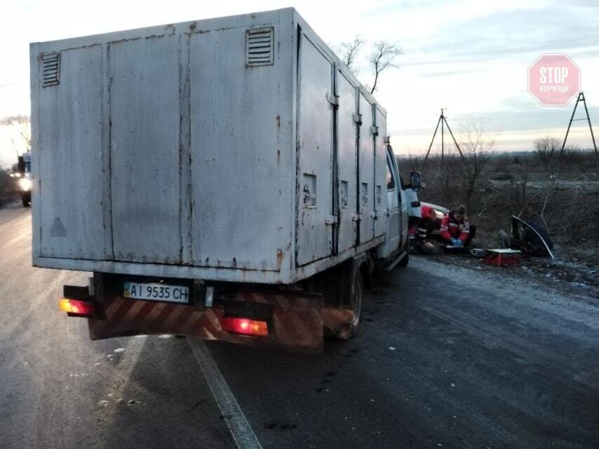 Смертельне ДТП на Київщині: зіткнулись два авто (фото)