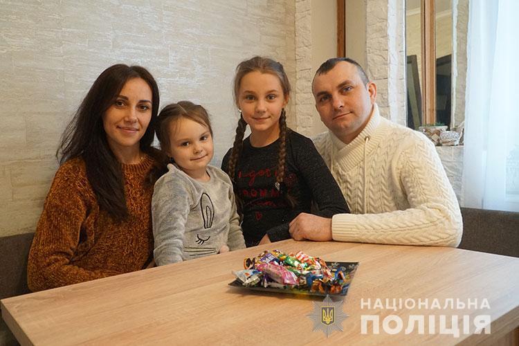 Мрії здійснюються: молода сім’я поліцейських з Тернополя обживаються у новій квартирі