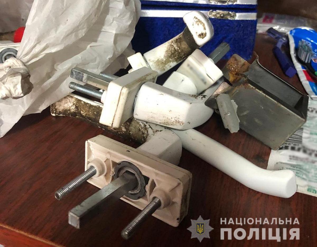 Поліцейські Донеччини викрили групу осіб, які утримували людей в трудовому рабстві