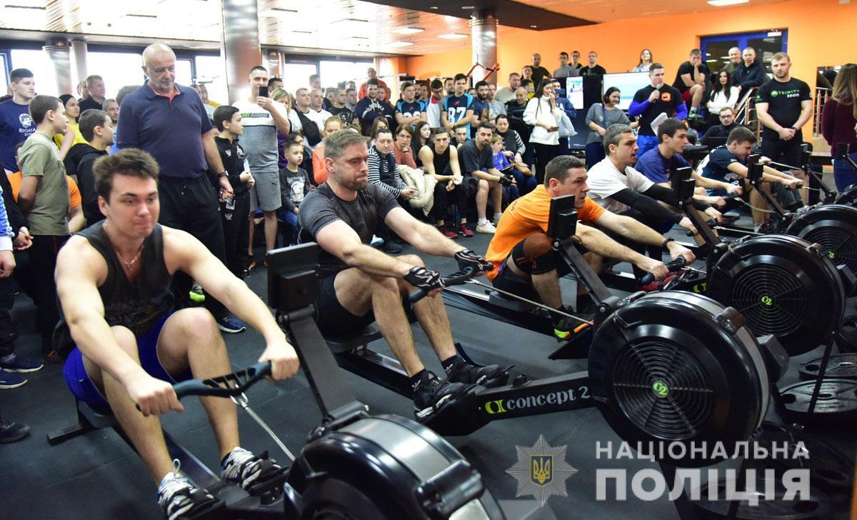 Поліцейські Донеччини стали першими серед силовиків у міжнародному турнирі з командного веслування